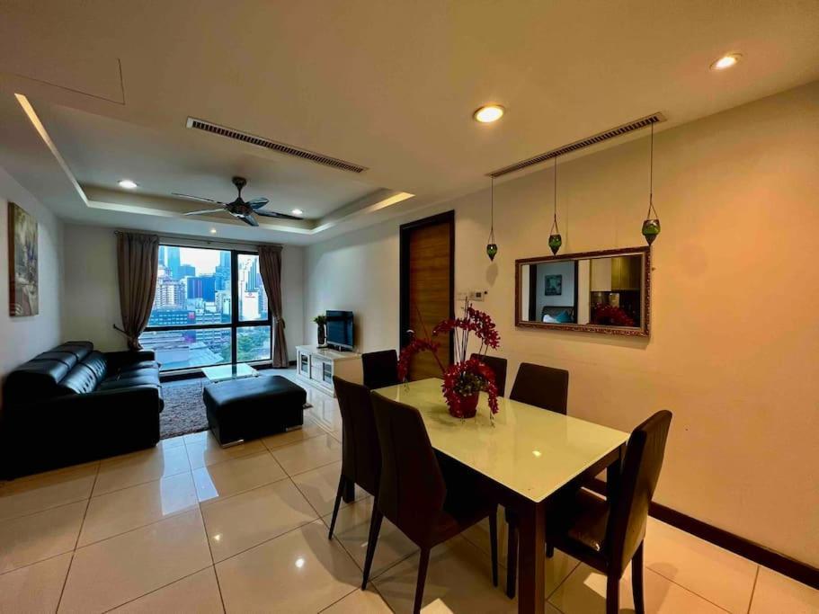 Casa Residency Service Apartment By Moonlight Kuala Lumpur Luaran gambar