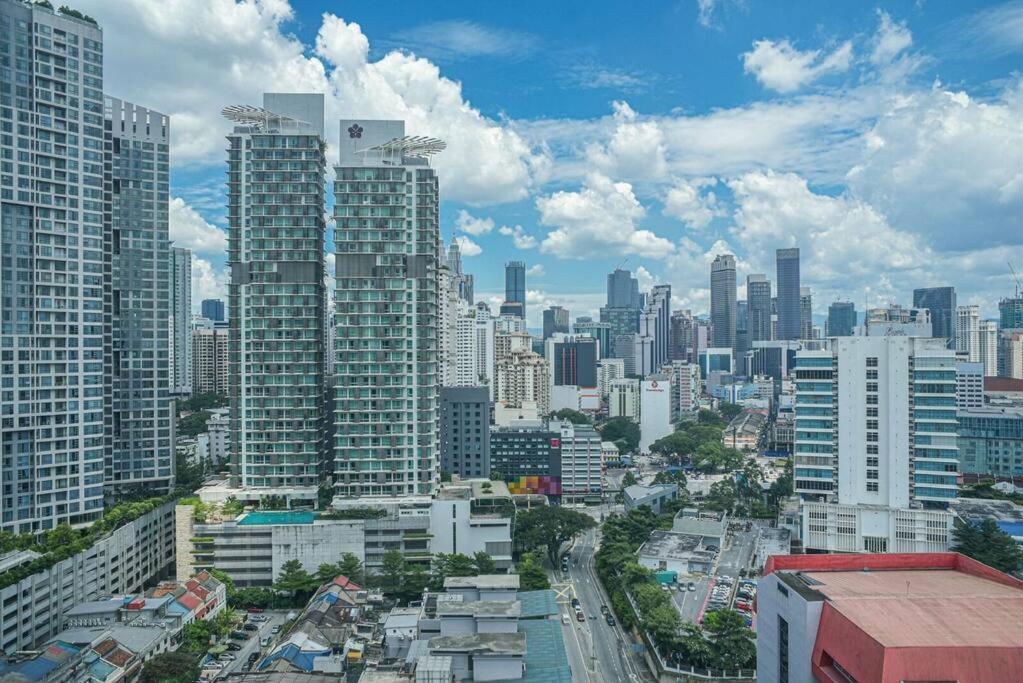 Casa Residency Service Apartment By Moonlight Kuala Lumpur Luaran gambar